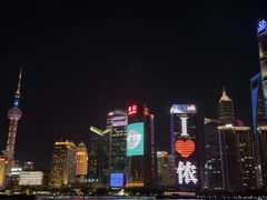 -陆家嘴空中步行连廊