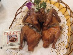 中山石岐冰皮乳鸽-津津菜馆(绝没分店)