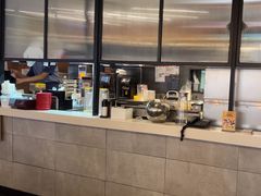 -必胜客(打浦桥日月光店)