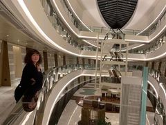 -上海滴水湖皇冠假日酒店
