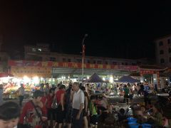 -霞涌市场海鲜摆卖区