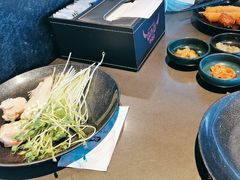 -牛武士寿喜烧·和牛火锅自助(全球首店)