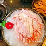 去火锅店打吊瓶？推车进来鲜撕毛肚