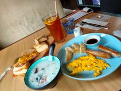 -必胜客(机场路店)