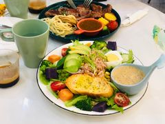 -丽莎沙拉轻食餐厅(国贸店)