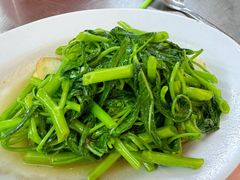 -明记烧鱼美味店