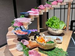 -山川小町·极番烧肉(新地假日广场店)