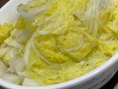 焯粉丝白菜-老爆肚满五香烧牛羊肉