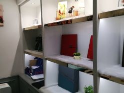 -亲吻宝贝儿童摄影