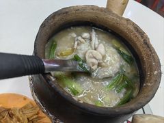 -长城砂煲田鸡粥