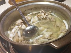 -喃喃椰·糟粕醋·椰子鸡火锅(七堡花园店)