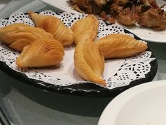 三丝眉毛酥-廊亦舫Lang Yi Fang Restaurant(金桥店)