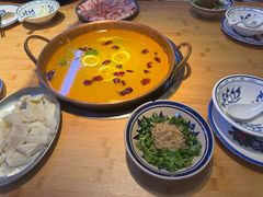 -洱火云南酸菜牛肉火锅(石景山当代商城店)