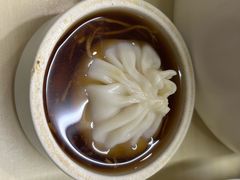 -莱莱小笼·乔艾