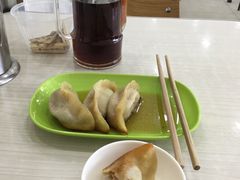 -珊珊小笼馆(仙霞路店)