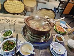 -东记炭炉·海鲜鸡煲(龙华店)