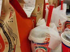 -塔斯汀中国汉堡(徐汇汇京广场店)