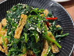 菠菜拌面筋-贯贯吉·清真餐厅(浙江中路店)