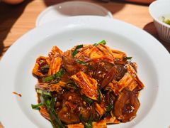 崂山菇炒腐竹-肥三土菜馆(五四广场店)