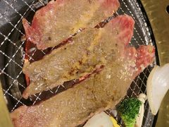 -山川小町·极番烧肉(新地假日广场店)