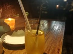百香果茶-Carbon莫卡哆·意大利复古集市餐厅(杭州大厦店)