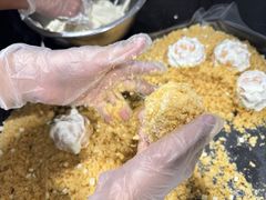 -85度C(生甜甜圈研究工坊·上海松江人民北路店)