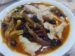 -巴鑫田姐米线(巴南万达店)