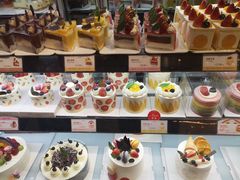 -罗森尼娜(德思勤店)