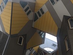-立体方块屋
