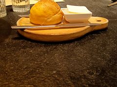法国总统菠萝油-来龙里 精致 东南亚餐室(万象城店)