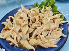 -崴海渔村(虹梅路店)