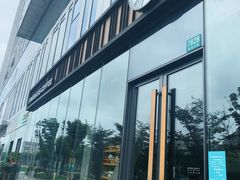 -星巴克(青浦宝龙店)