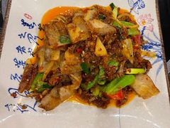 -黄桷树曹家私房菜(江与城店)