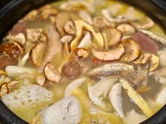 -一朵菌·野生菌探索家火锅(南亚店)