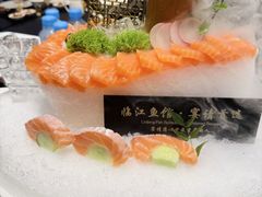 -忆江南·临江鱼馆