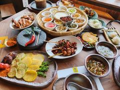 -包整·丝娃娃(一览甲秀楼风景店)