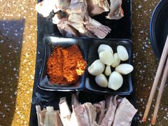 手抓羊肉-阿西土陶牦牛汤锅