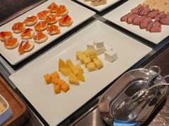 -深圳国际会展中心希尔顿酒店(前海华发冰雪世界店)