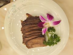 五香牛肉-梅龙镇酒家(南京西路总店)