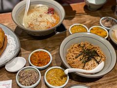 上海葱油拌面-蟹黄鱼·海派深夜面馆(巨鹿路店)