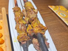 -盾亚新疆餐厅(松江万达广场店)