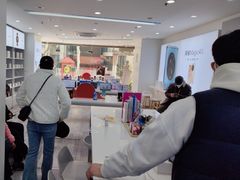 -荣耀授权专卖店(黄浦浙江中路店)