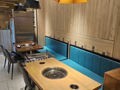 -牛串门串串香(东直门簋街总店)