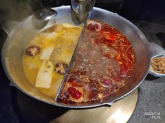 -湊湊火锅·茶憩(新中关购物中心店)