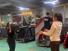 -KingBull私教健身&格斗订制(龙井商业中心店)