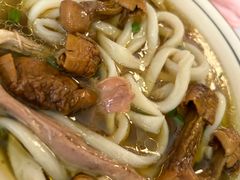 松茸鸡汤面-玉滋補
