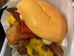 香辣烟熏培根牛肉堡-Shake Shack(西单大悦城店)