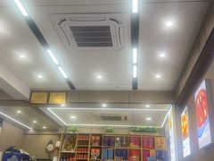 -丹水桥地锅鱼·翘嘴鲌·地方特色全鱼宴(丹江口大坝店)