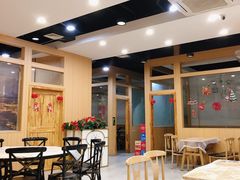 包房-江城燕子大排档(江汉路步行街店)
