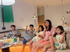 -涨巢·潮玩水疗局